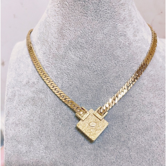 TRADED ✖️ - Picture 10 of 15